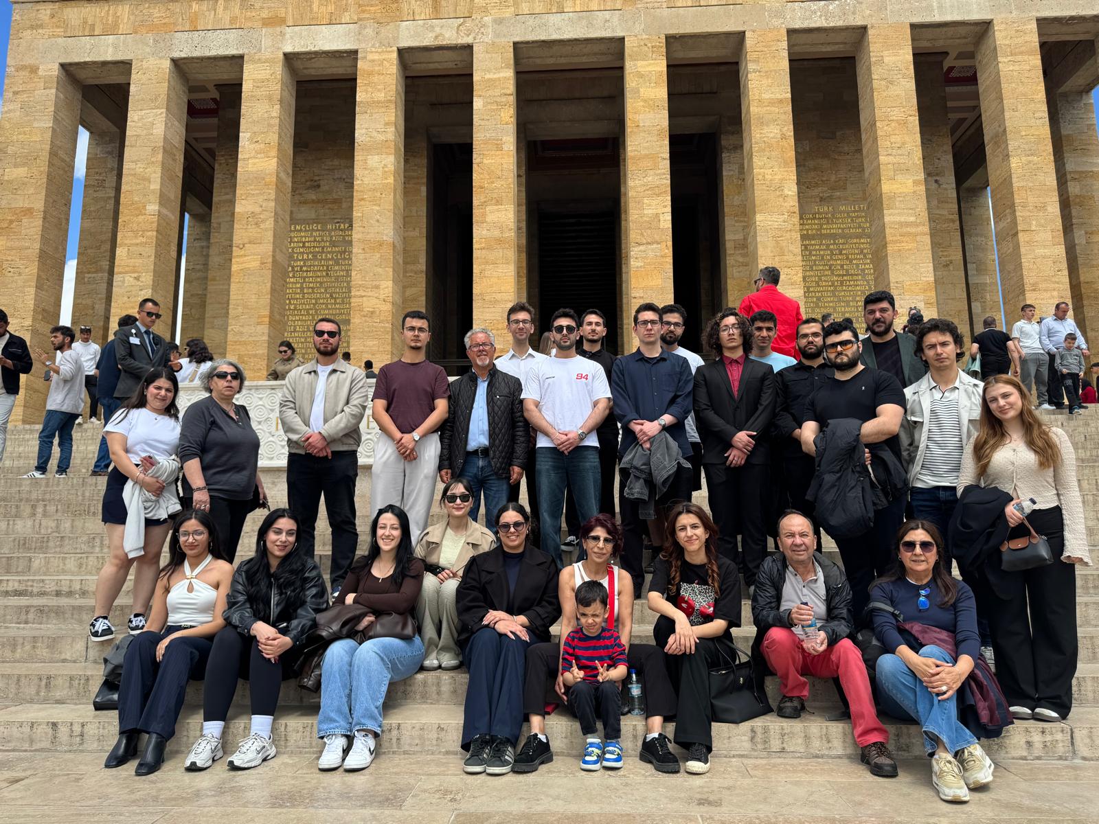 19 Mayıs ve AND Gençlik 7. Yılında Anıtkabir’de